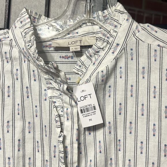 NWT Loft Womens Clip Ruffle Shirt Blouse Size M White Cottage Office Western - Picture 2 of 6